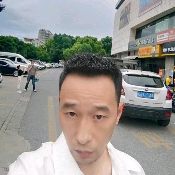 小林的第一张照片--邢台父母相亲团